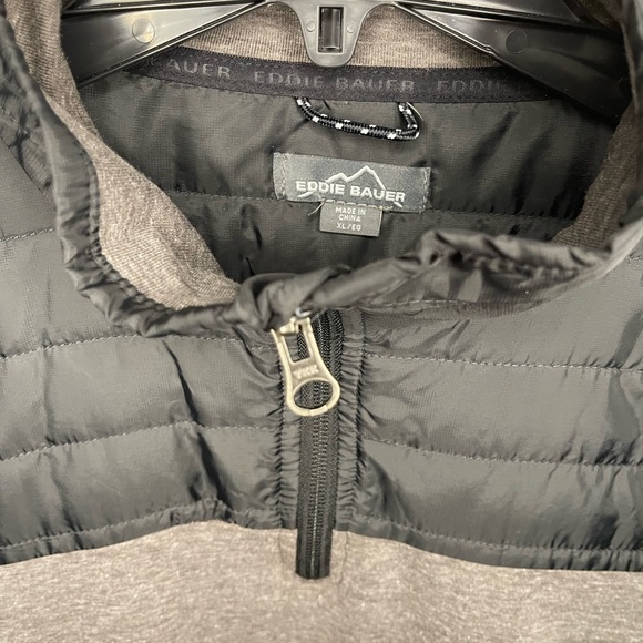 Eddie Bauer Mens quarter zip pullover - Picture 2 of 3